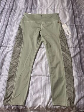 Women’s C&C Cali Olive Green Performance Leggings with Patterned Side Panels